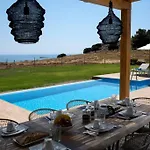 Alkyoni Villa *